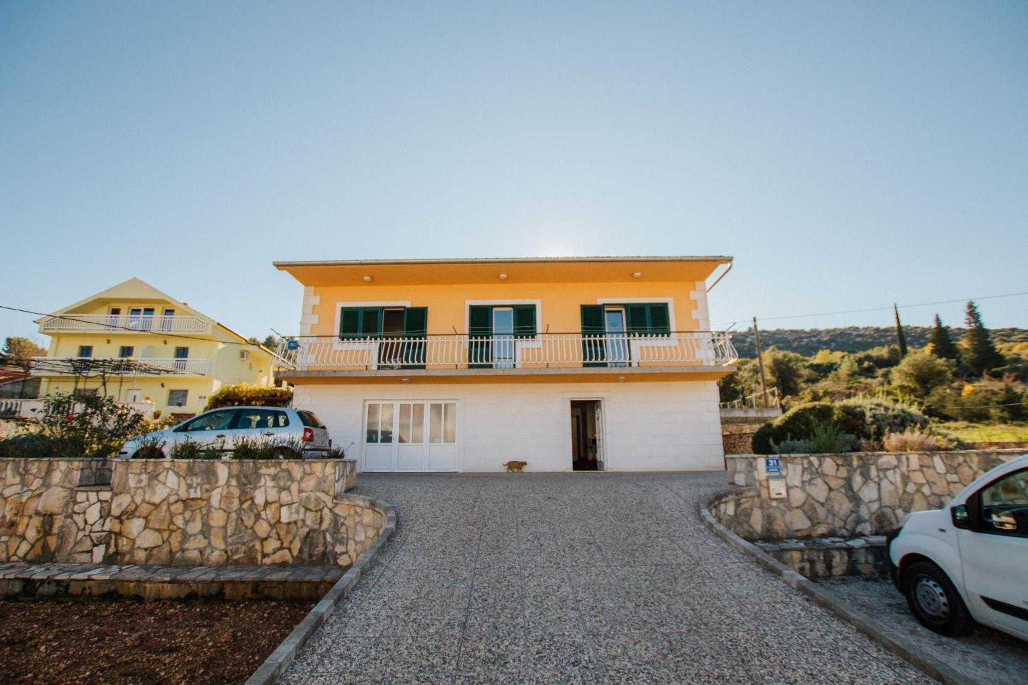 Apartments With A Parking Space Marina, Trogir - 11554 Екстер'єр фото