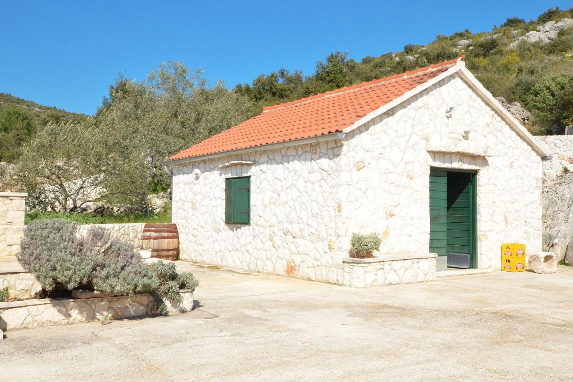 Apartments With A Parking Space Marina, Trogir - 11554 Екстер'єр фото