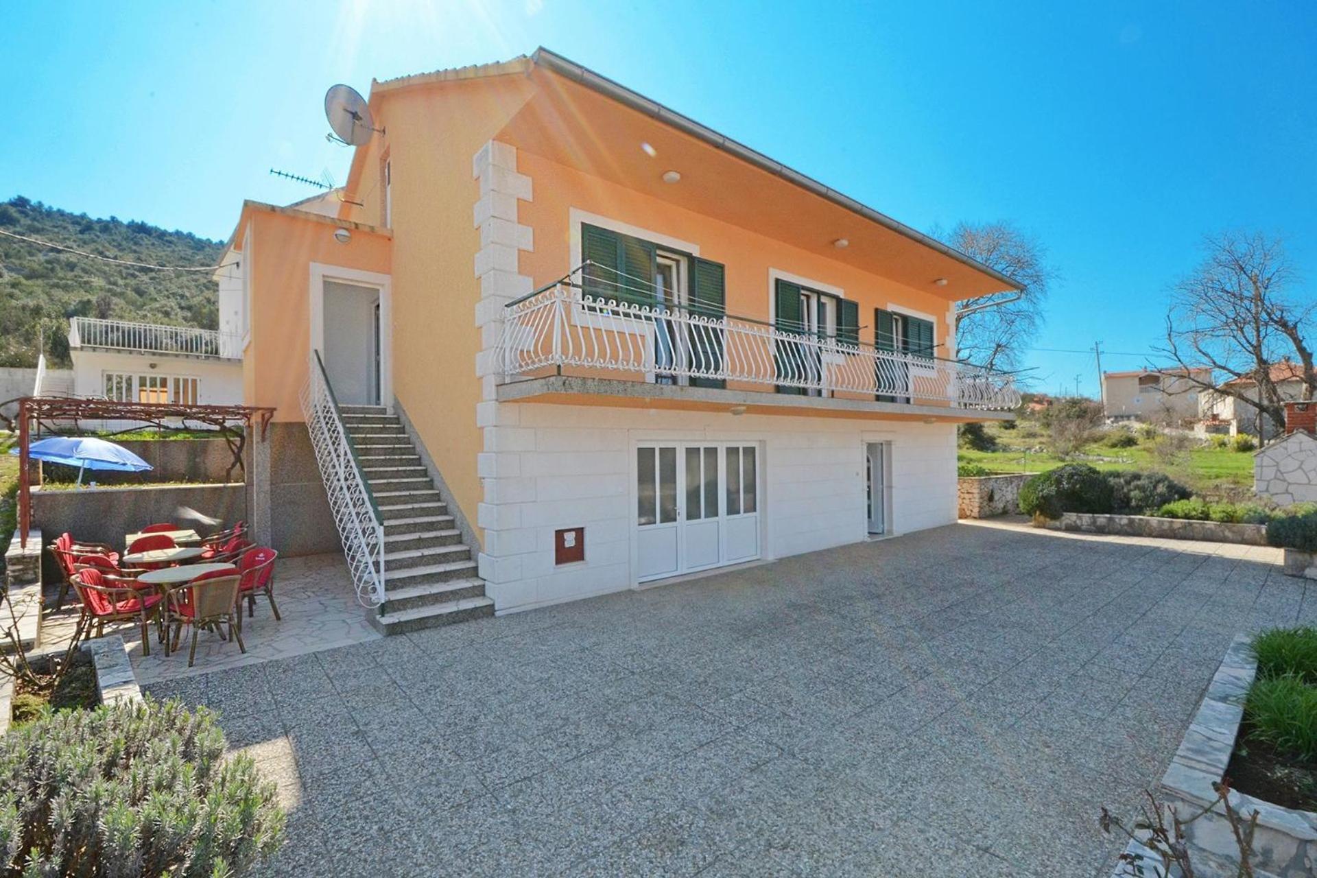 Apartments With A Parking Space Marina, Trogir - 11554 Екстер'єр фото